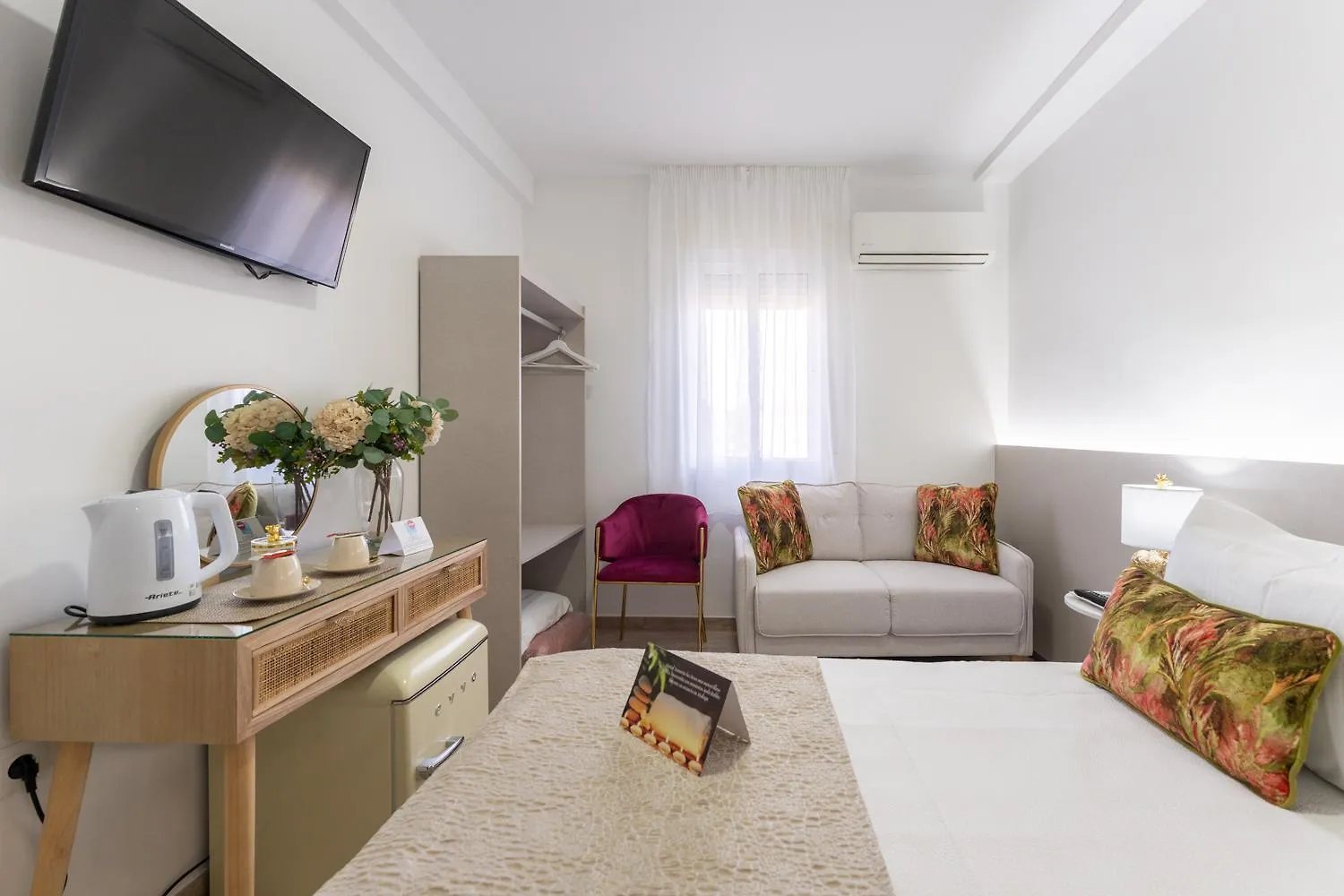 Guest house Urban Rooms B&R Malaga